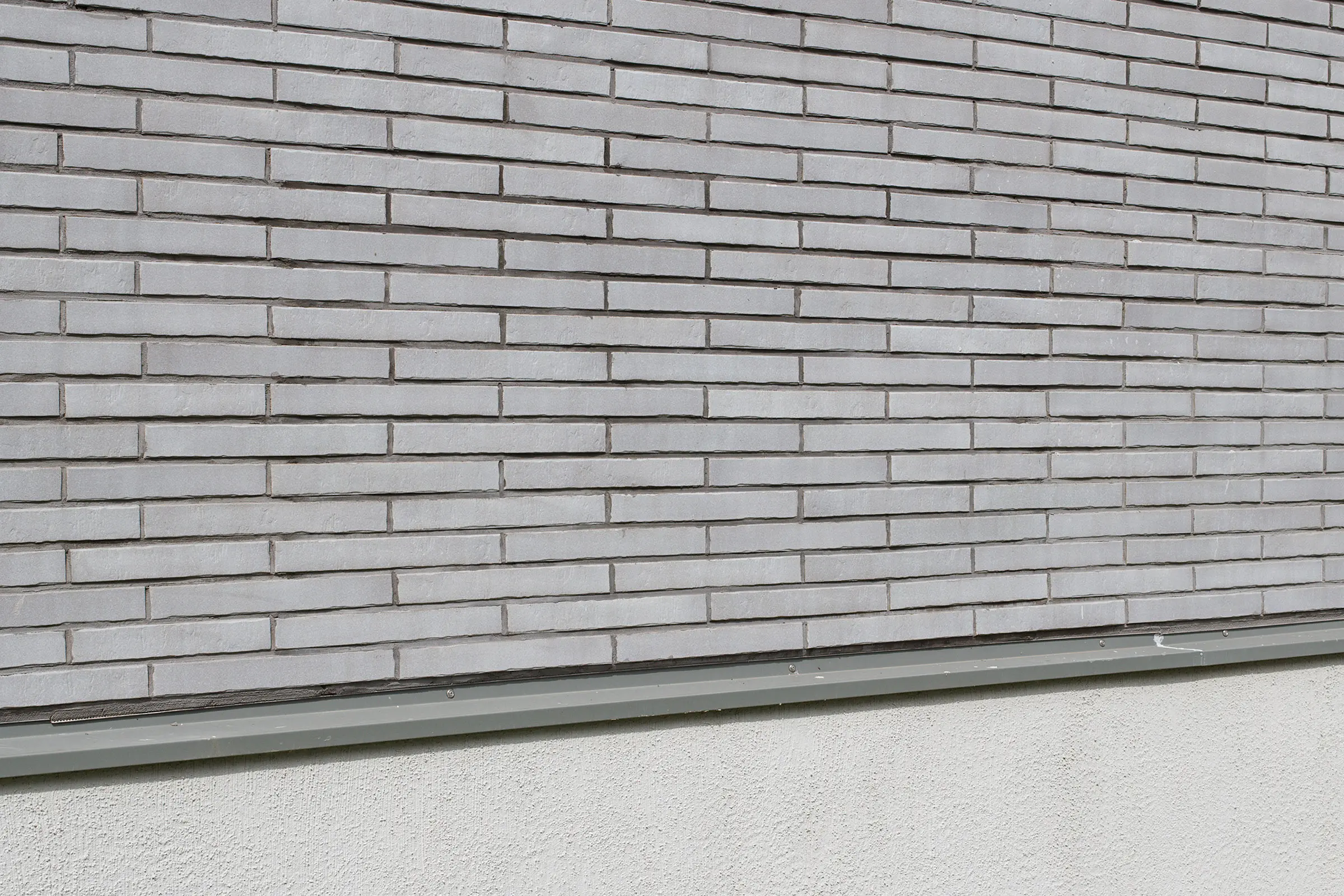 Stambena zgrada_Zaprešić, Hrvatska, fasada od klinker opeke, detalj